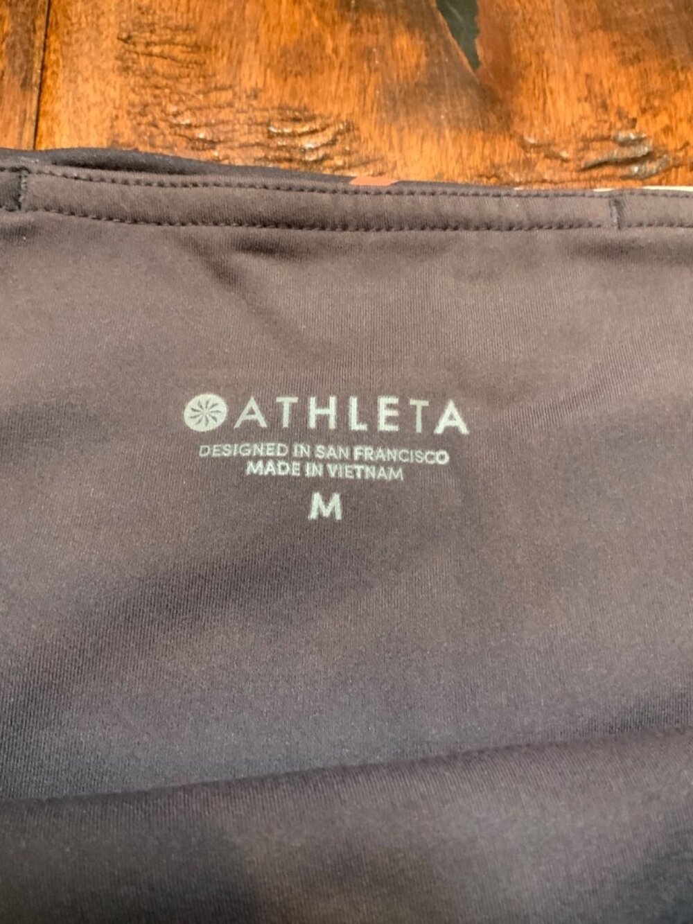 Athleta Purple Pink Floral Print 7/8 Tight Leggings, Size M - Picture 3 of 7
